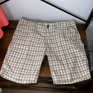 OLD NAVY Plaid Bermuda Shorts Size 6